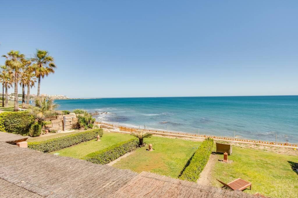 Beachfront Townhouse Estepona Exteriér fotografie