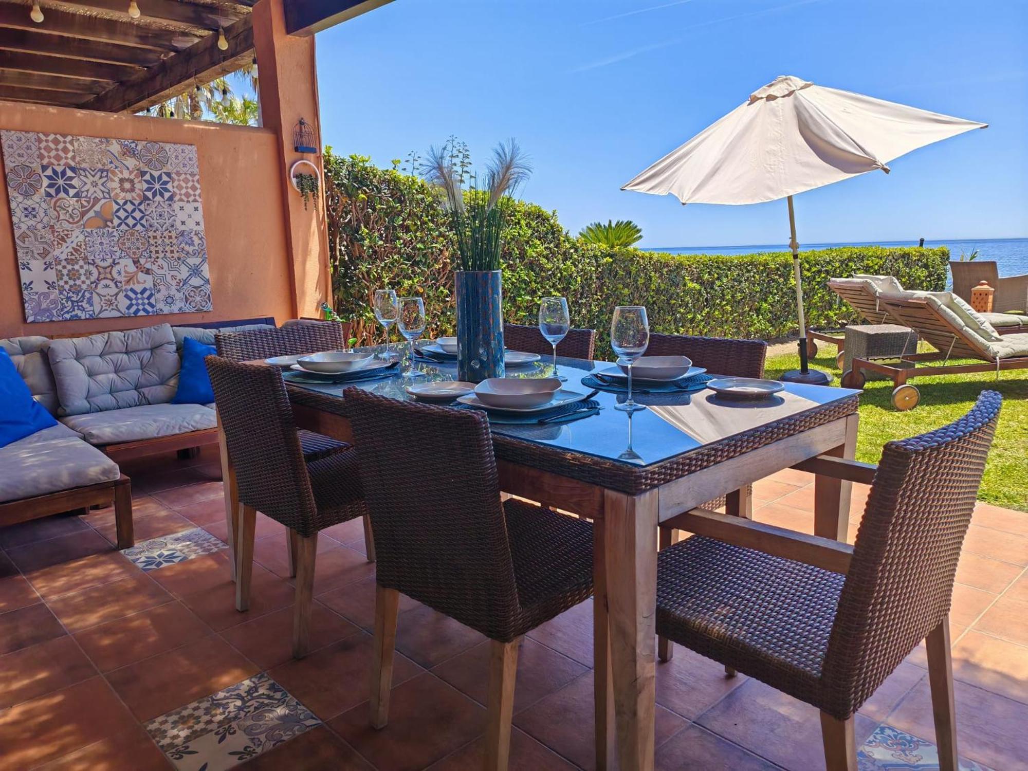 Beachfront Townhouse Estepona Exteriér fotografie