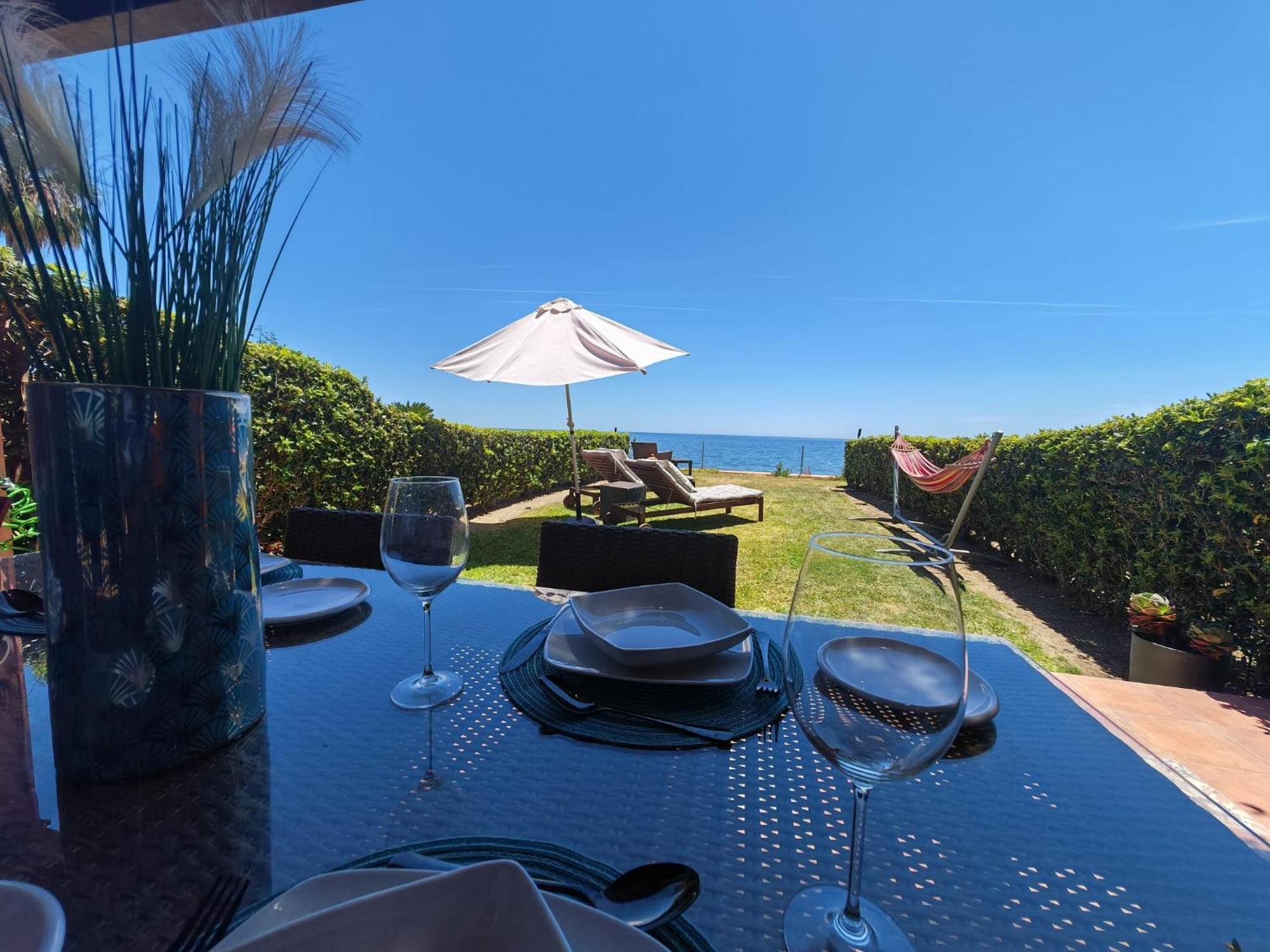 Beachfront Townhouse Estepona Exteriér fotografie